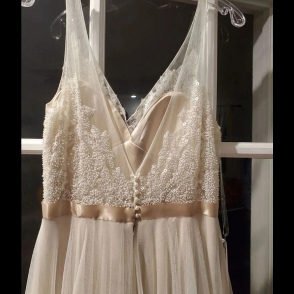 WTOO Persiphone Wedding Gown - Picture 9 of 12